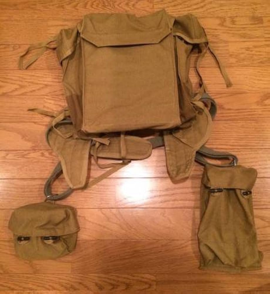 最終値下　ソ連軍　衛生兵バッグ Yahoo!オークション -「衛生兵 バッグ」の落札相場・落札価格